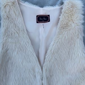 Love Tree Jackets & Coats - Vest perfect for fall Love Tree Jackets & Coats - Vest perfect for fall